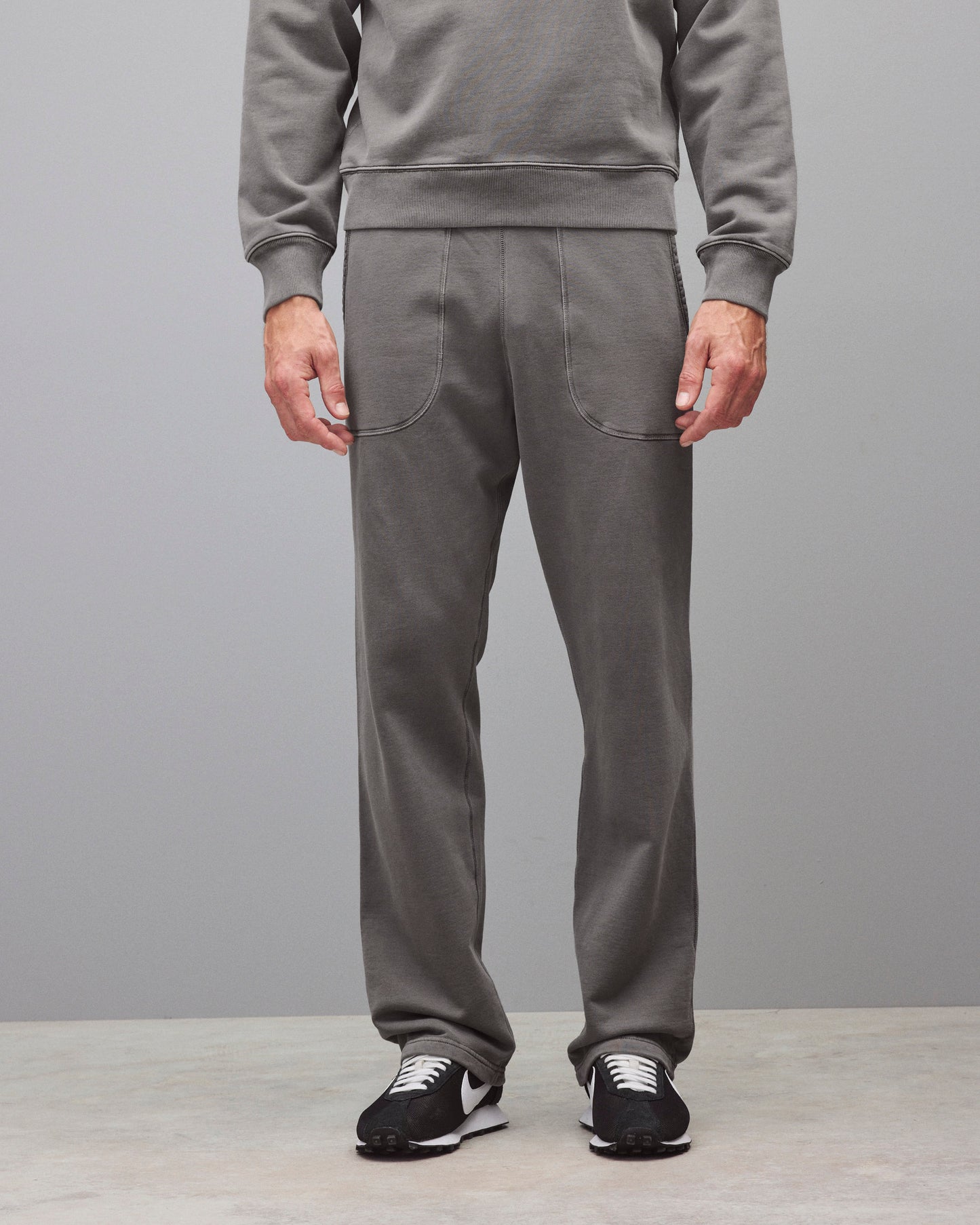 Midweight Terry Fadeaway Standard Sweatpant