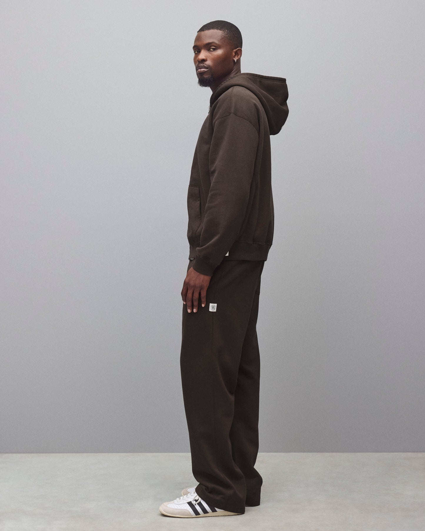 Brushed Fleece Straight Leg Standard Sweatpant