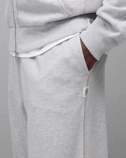 Midweight Terry Relaxed Cuffed Sweatpant