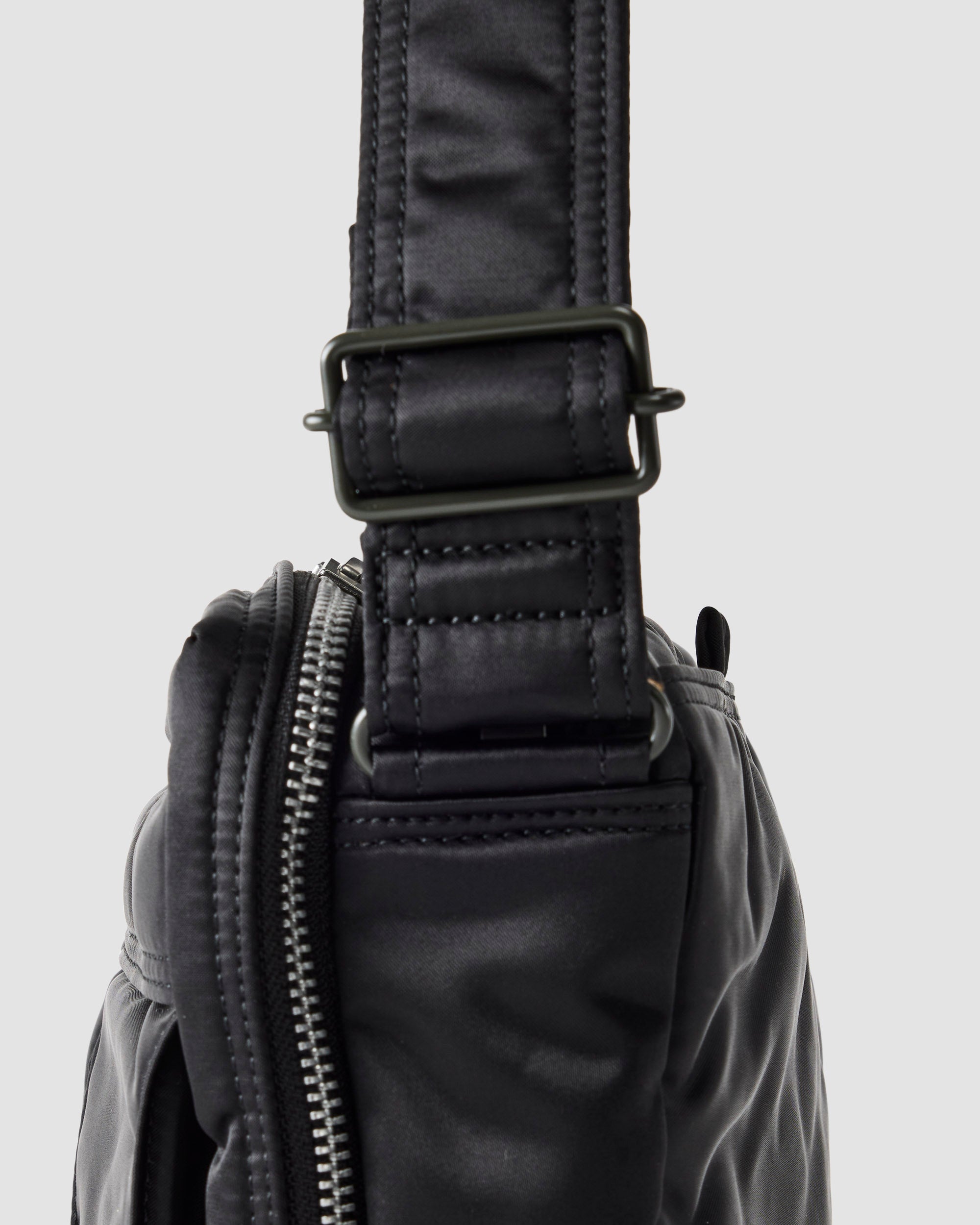 Porter Tanker Sling Bag M | Reigning Champ