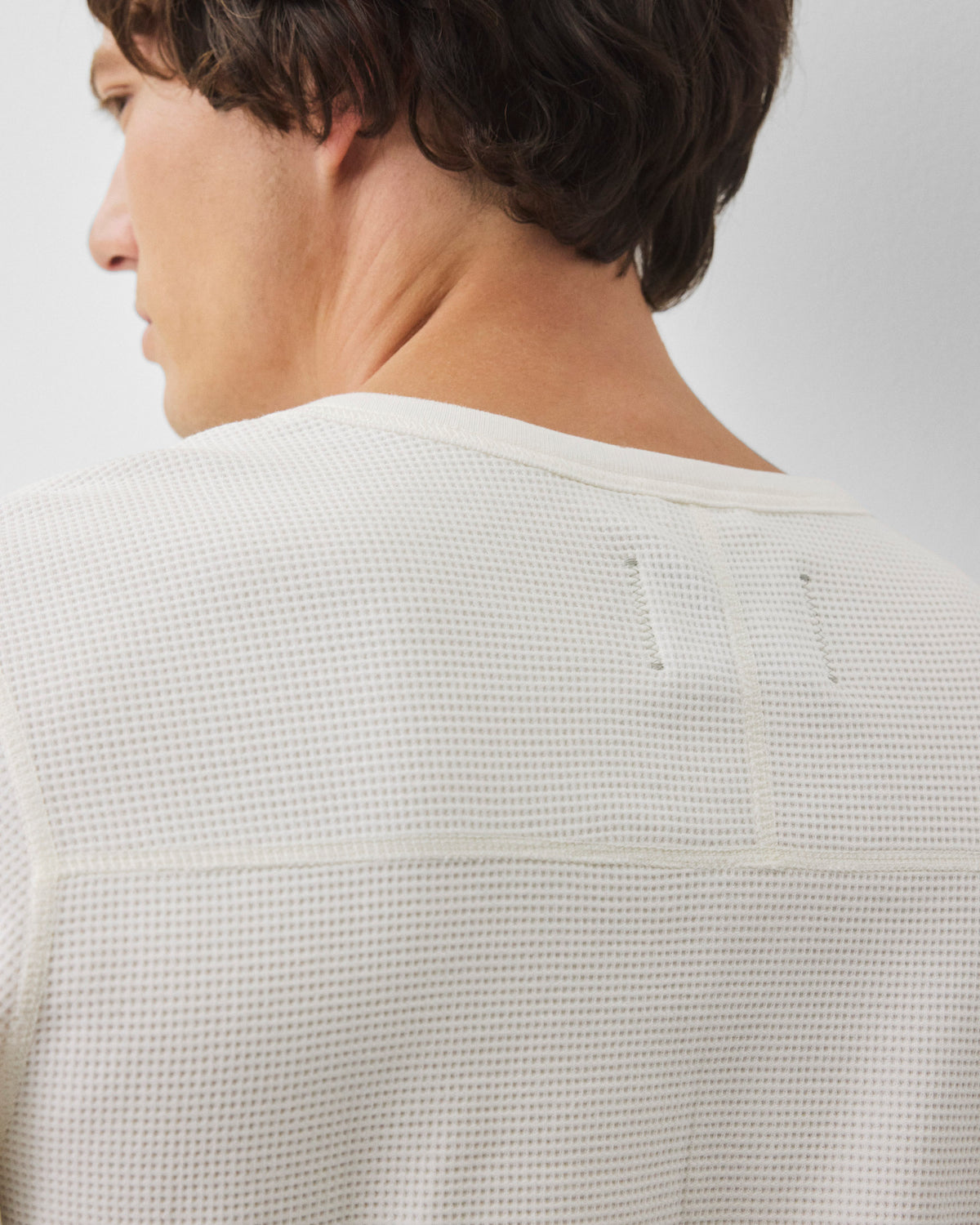 Lightweight Waffle Standard Henley