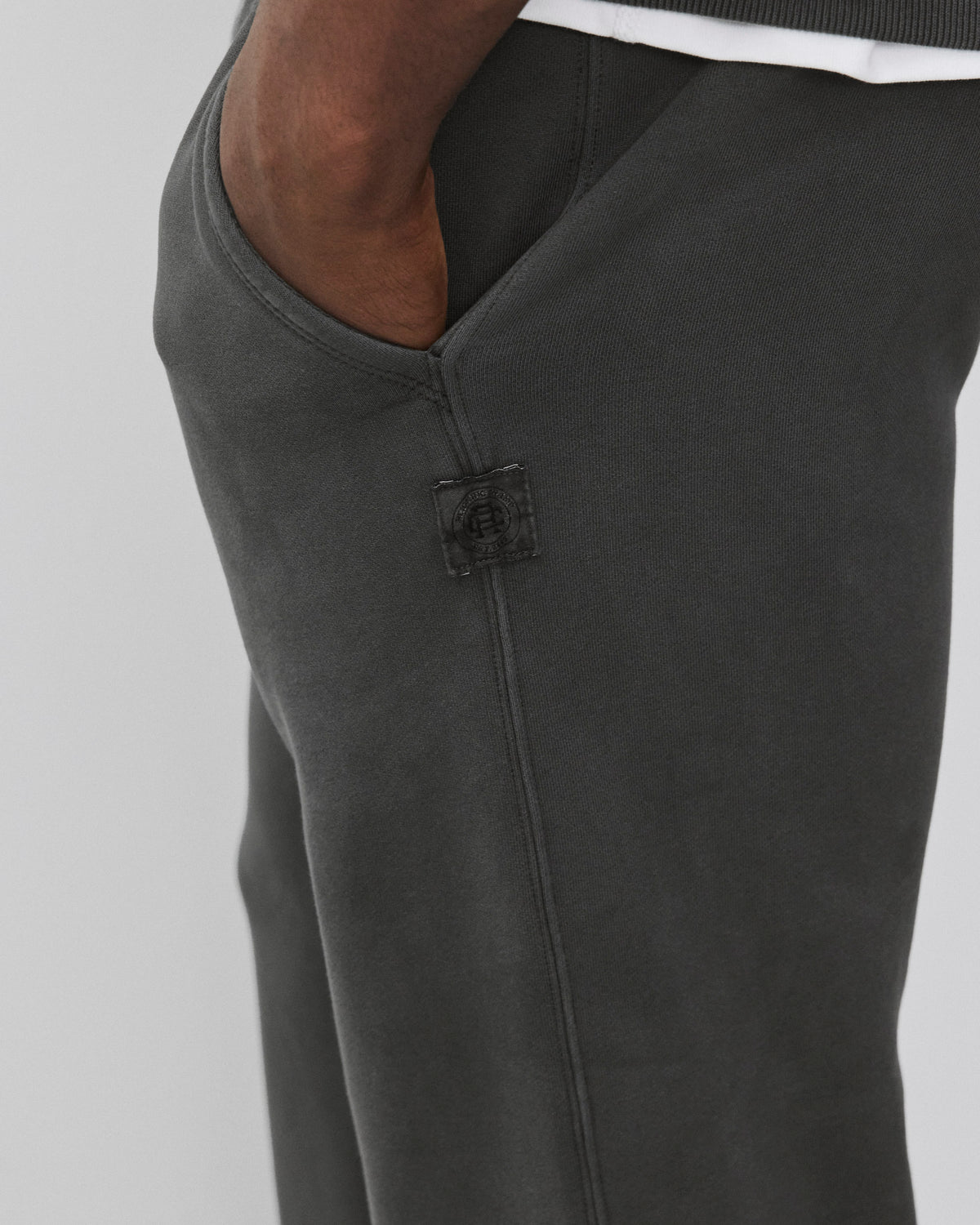 Midweight Terry Fadeaway Standard Sweatpant
