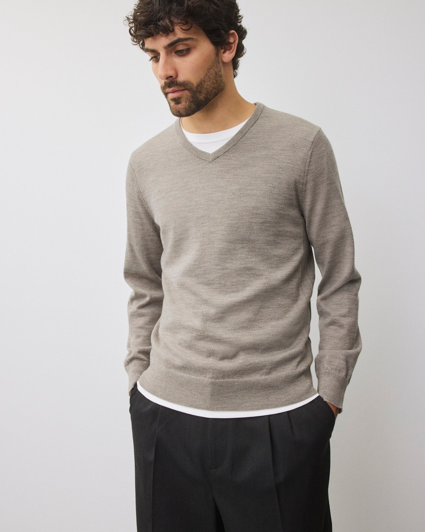 Lightweight Merino Harry V-Neck Sweater