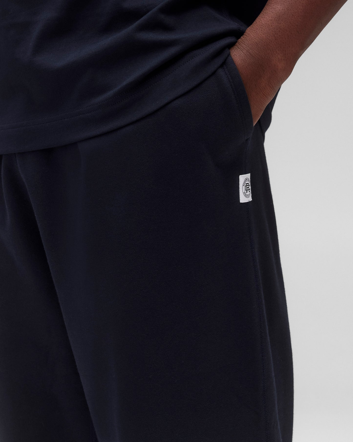 Midweight Terry Relaxed Cuffed Sweatpant