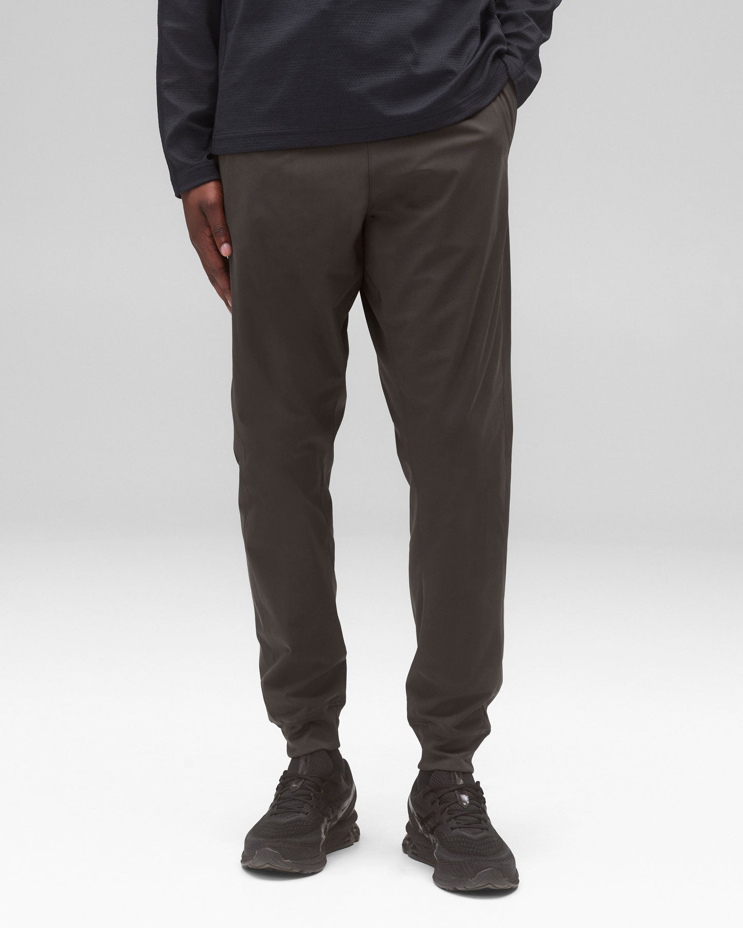 Stretch Warp Knit Coach's Slim Jogger