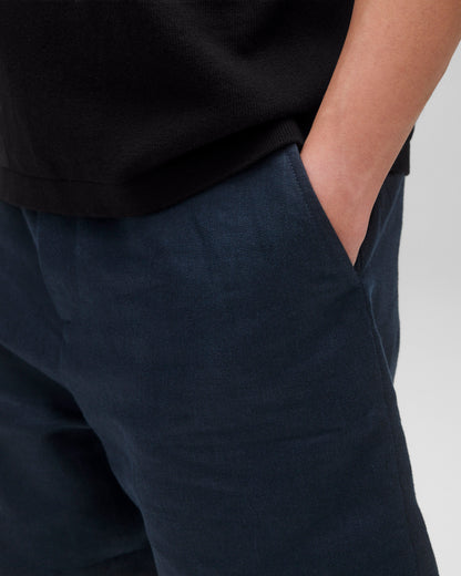 Linen Venue Standard Short 7"