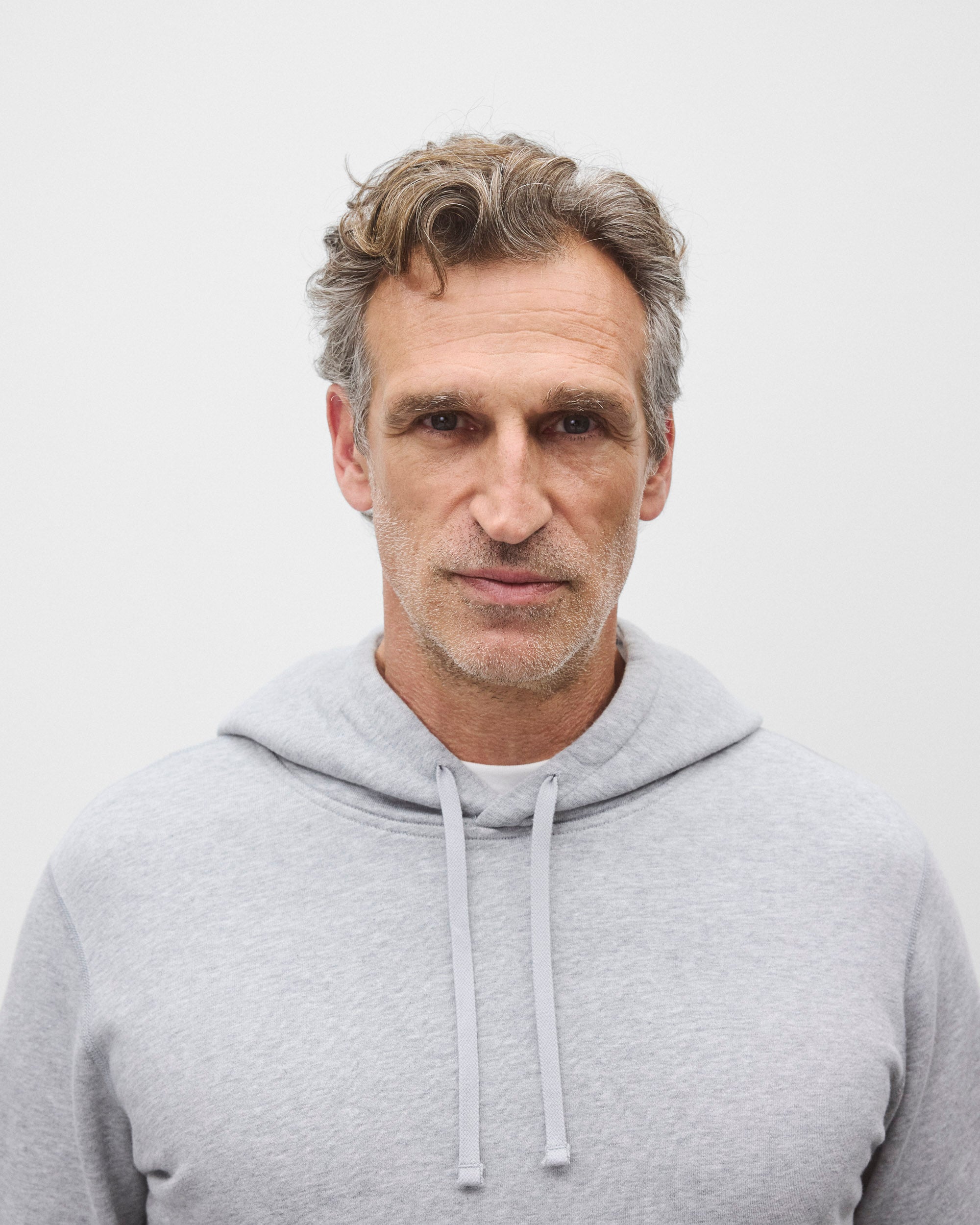 メンズファッション 新品 REIGNING CHAMP &frasl; カナダ製 &frasl; パーカー