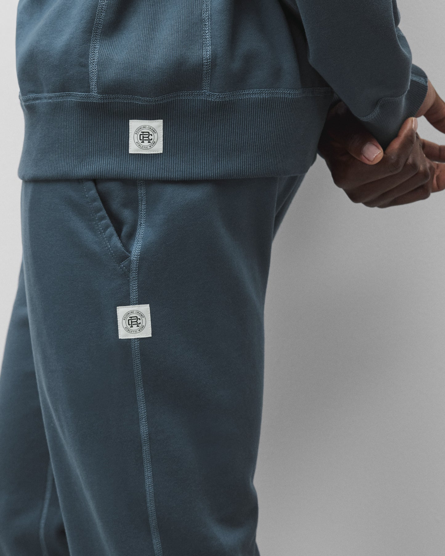 Midweight Terry Slim Sweatpant