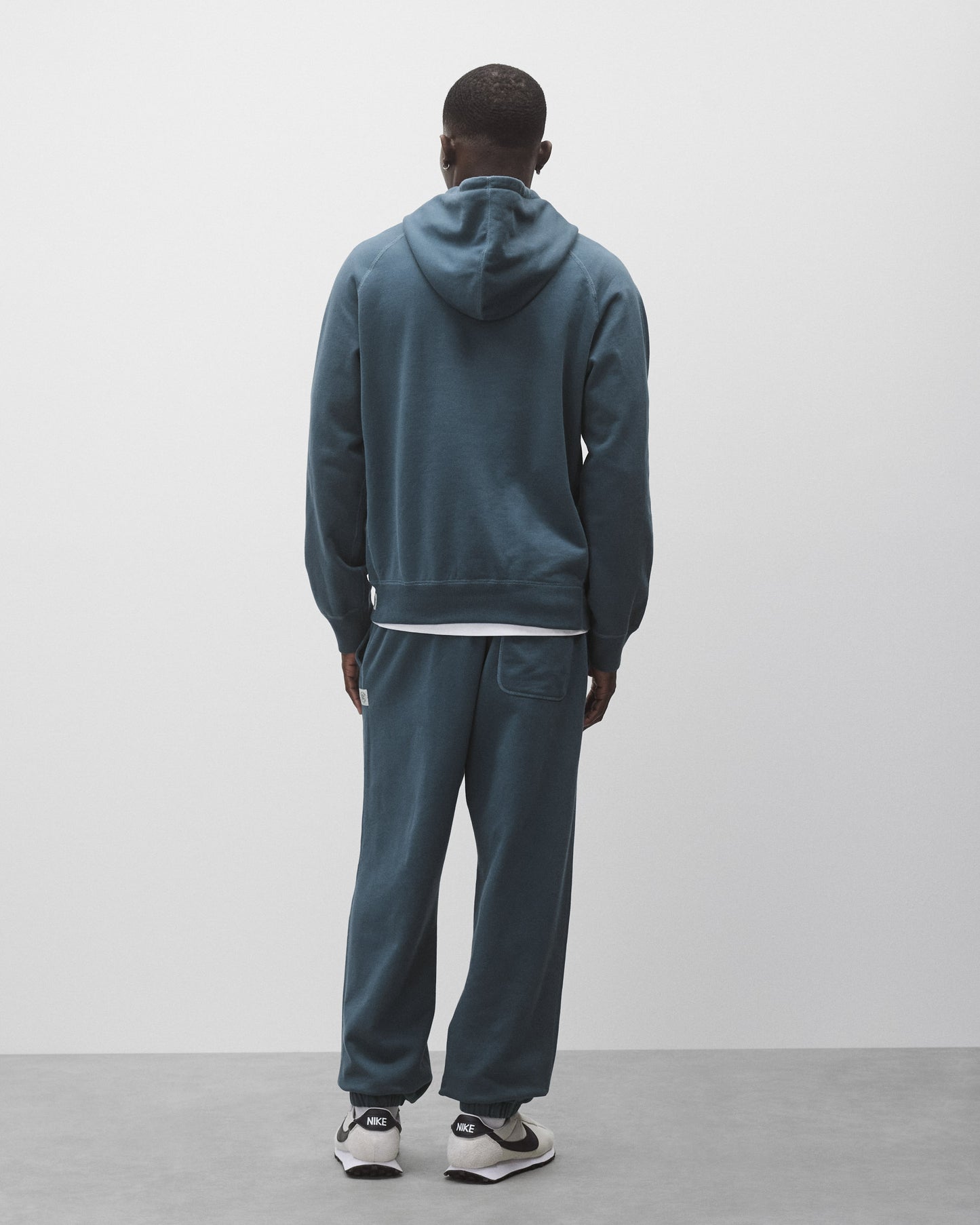 Midweight Terry Cuffed Relaxed Sweatpant