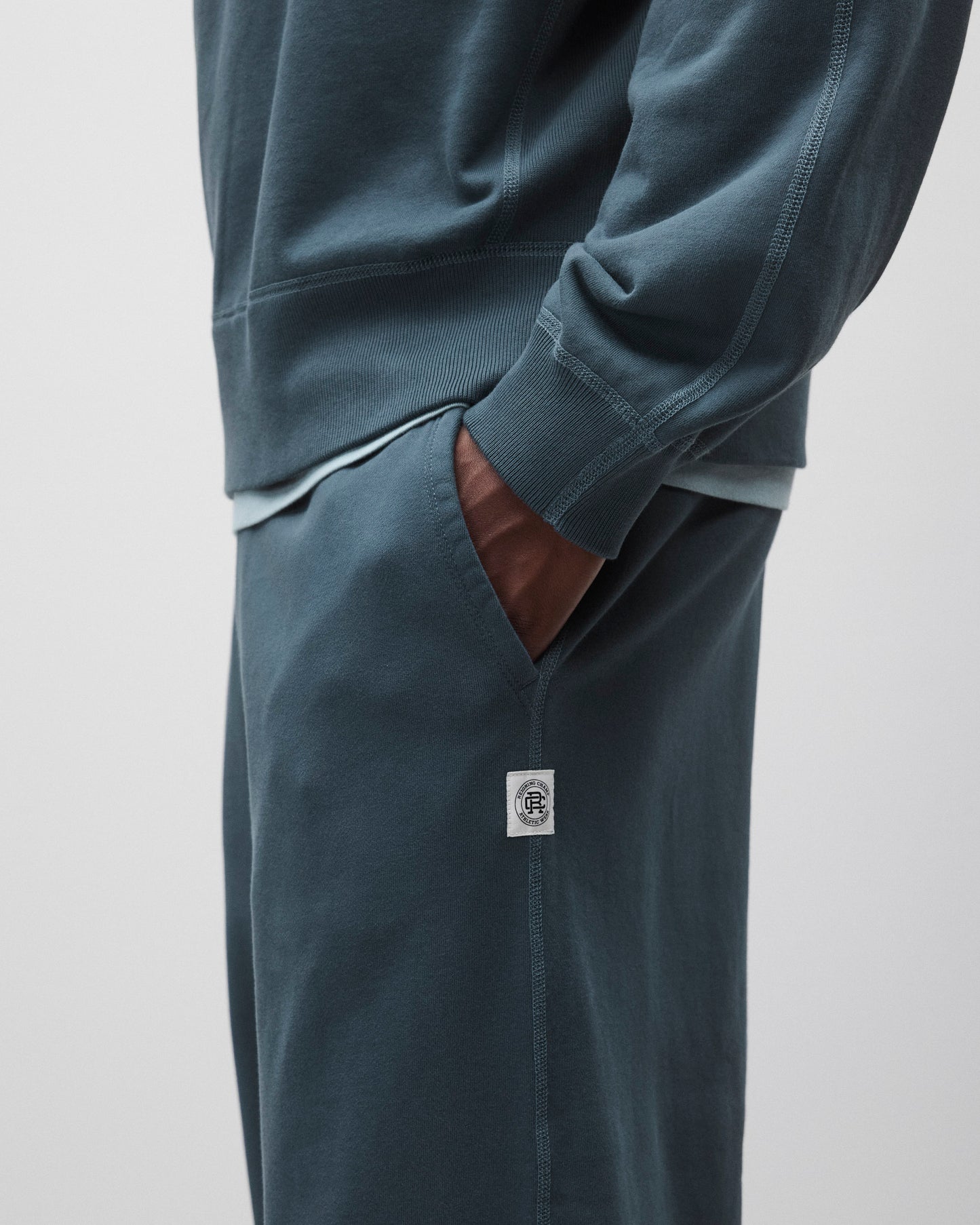 Midweight Terry Relaxed Sweatpant