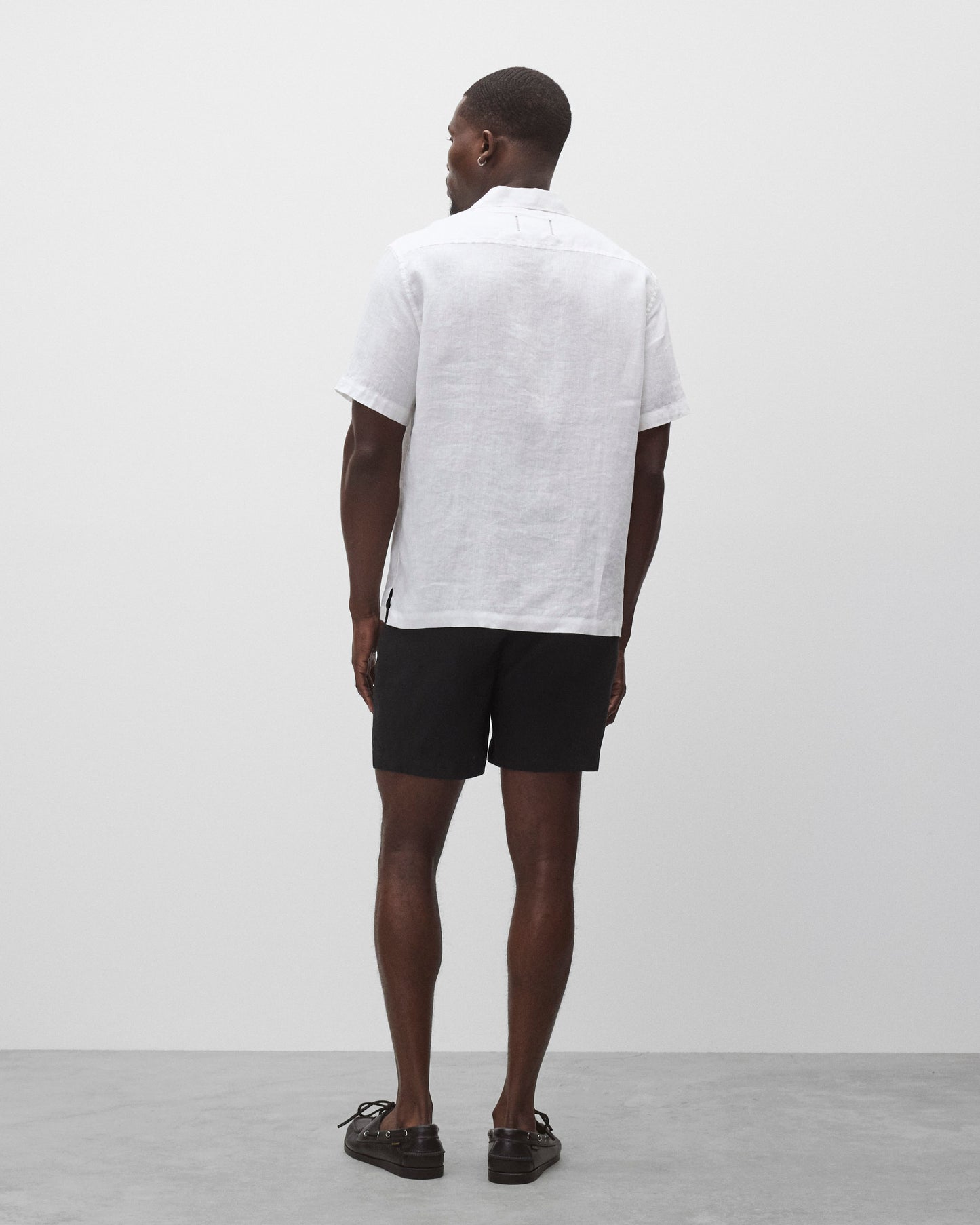 Linen Venue Standard Short 7"