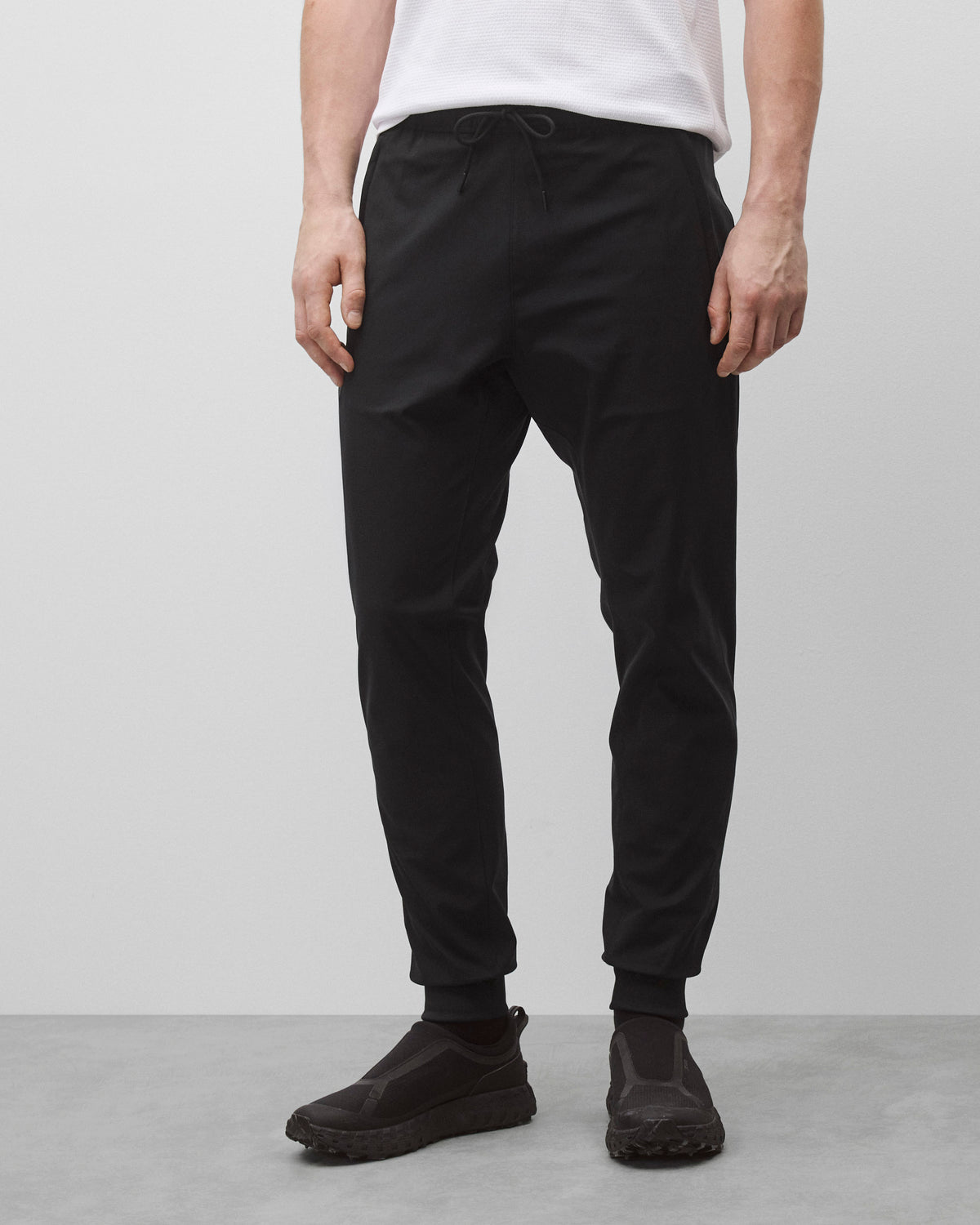 Stretch Warp Knit Coach's Slim Jogger