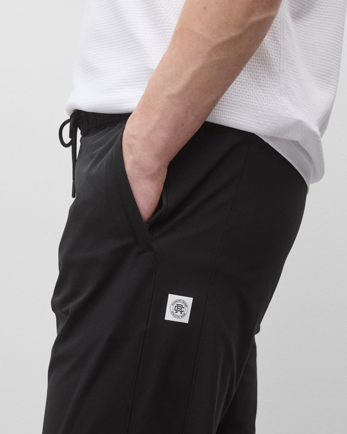 Stretch Warp Knit Coach's Slim Jogger