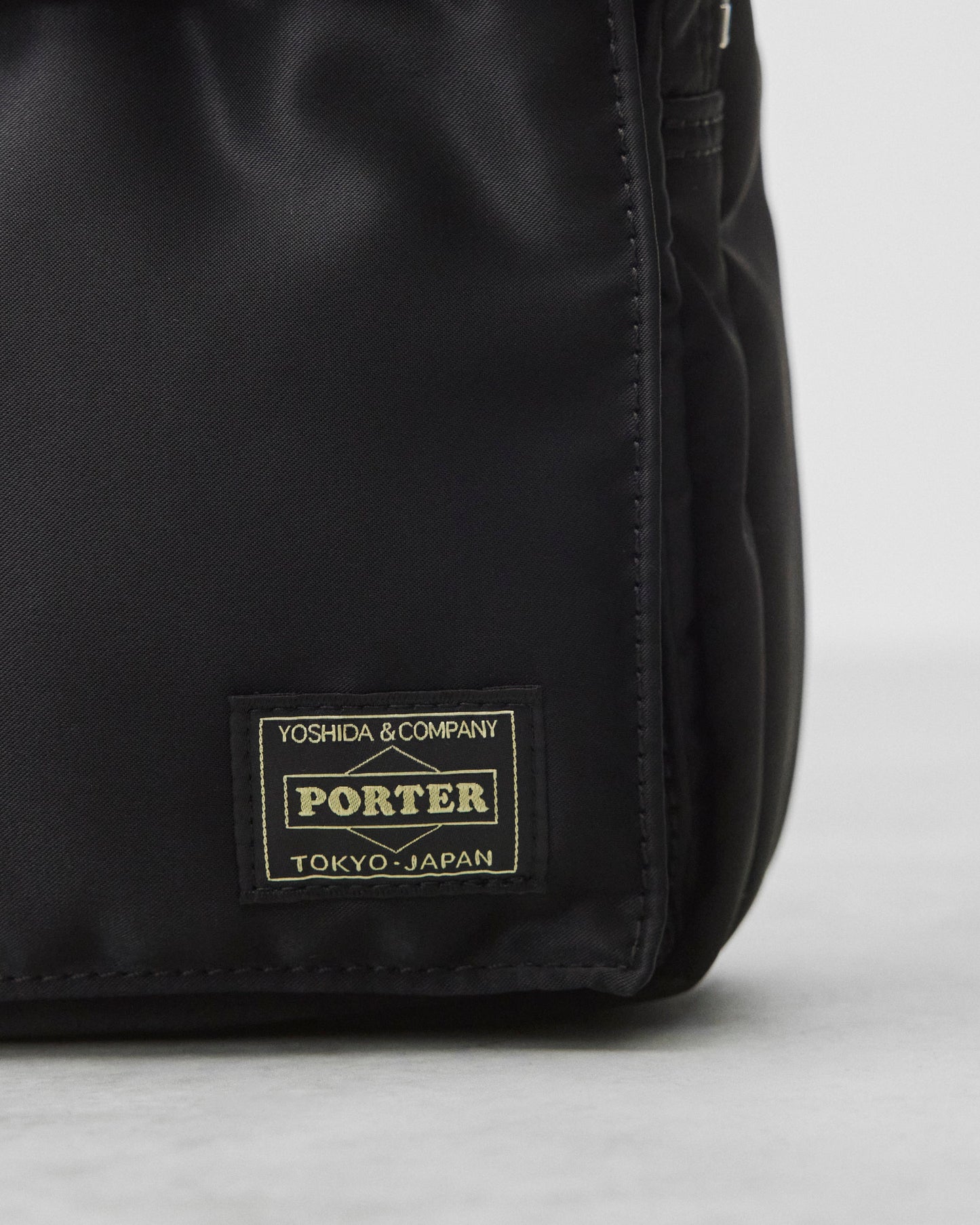 Porter Tanker Vertical Bag