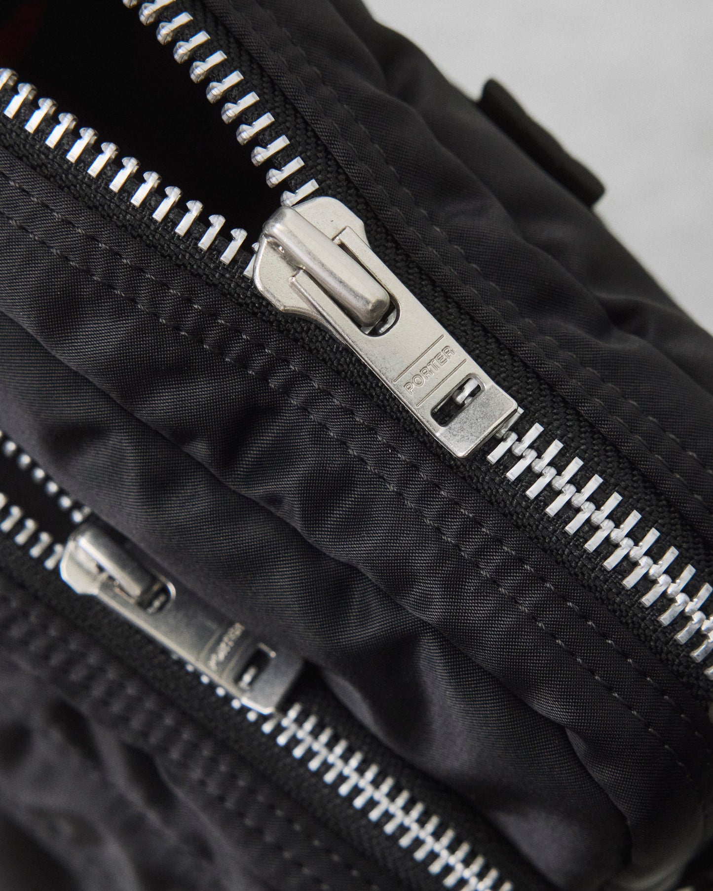 Porter Tanker Vertical Bag