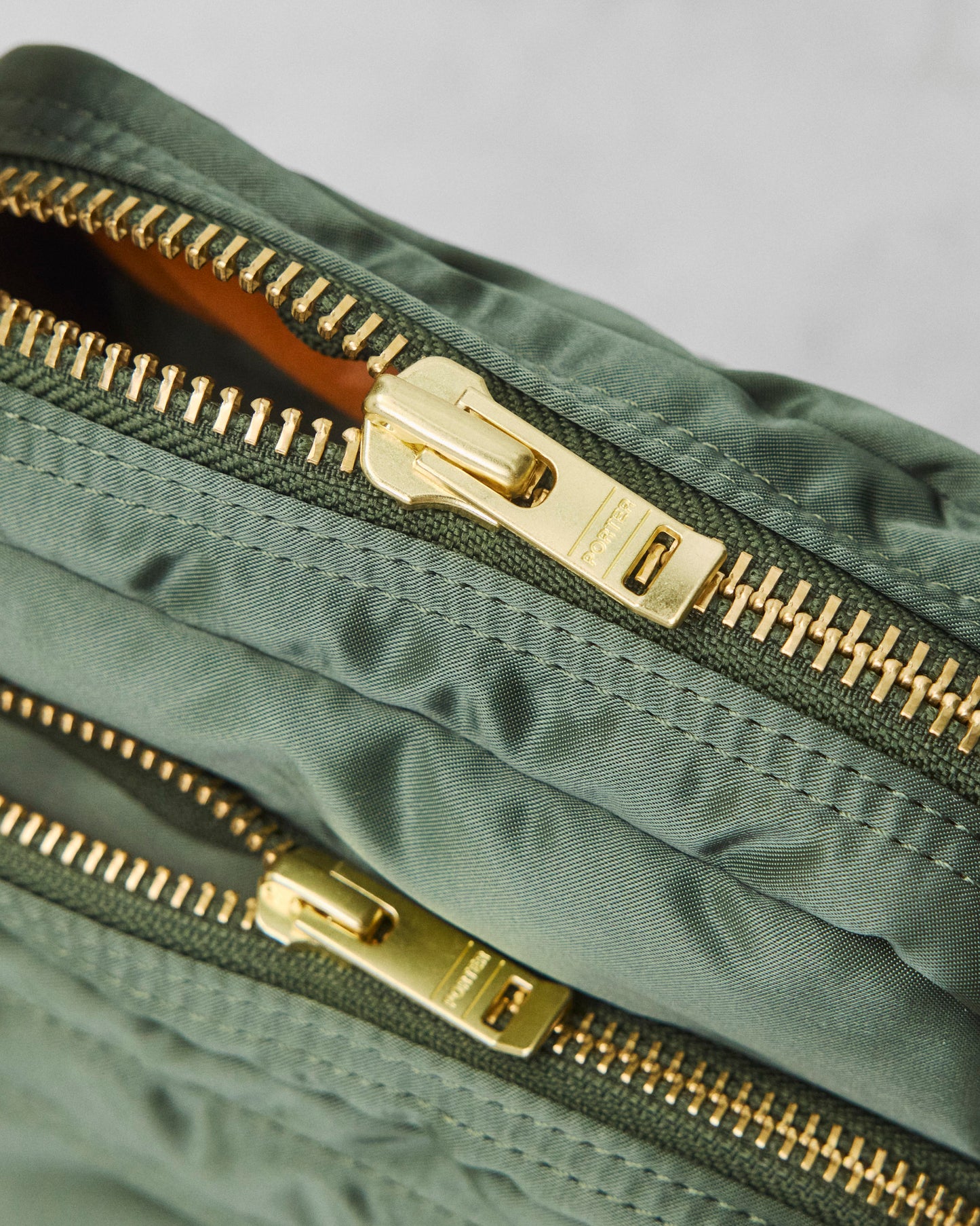 Porter Tanker Vertical Bag